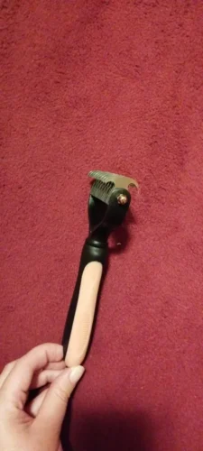 Brosse de toilettage pour chien - FidoGroom photo review