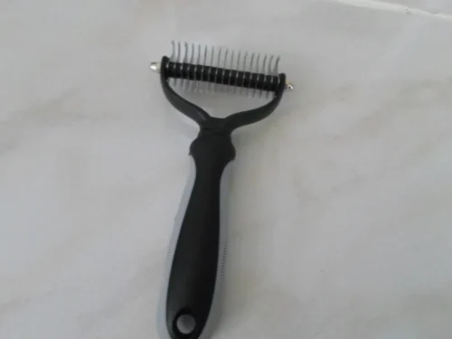 Brosse de toilettage pour chien - FidoGroom photo review